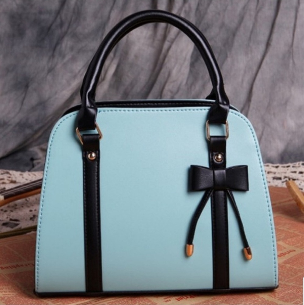 Bow Shoulder Purse - Picture 2 of 7